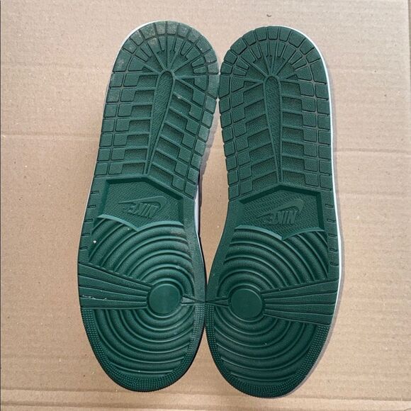 Air Jordan 1 Mid 'Sonics 2021' 554724-371 Men’s Size 18 - Picture 5 of 5